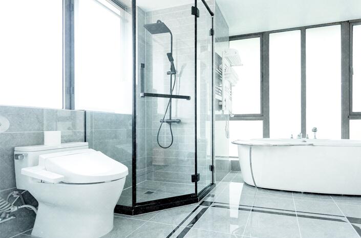 上海现代简约10平米卫生间浴池装修设计效果图