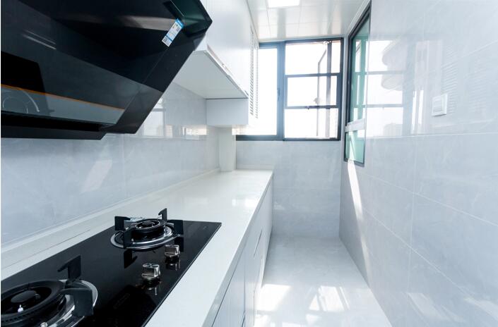 上海长方形厨房局部装修设计效果图